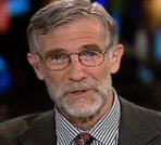 USA : Ray McGovern, ex-agent de la CIA, arrêté et brutalisé pour « contestation pacifique » devant Hillary Clinton thumbnail