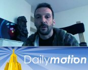 [Brève] Mathieu Kassovitz donne sa liste des 15 meilleurs films parus sur DailyMotion et sélectionne celui d’Olivier Taymans « Epouvantails, Autruches et Perroquets » sur le 11-Septembre thumbnail