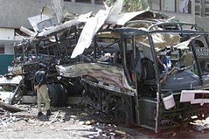 Attentat de Karachi : le combat des familles des victimes thumbnail